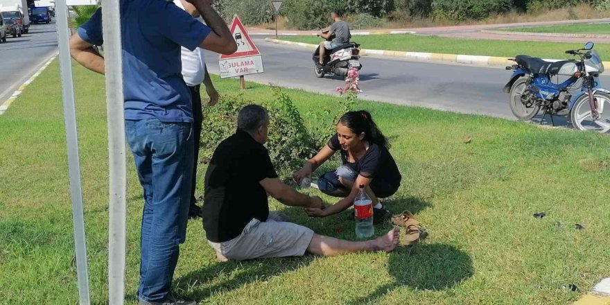 Meydana gelen kazalar marketçi kadını isyan ettirdi: “Bu kavşakta kaza görmekten bıktık”