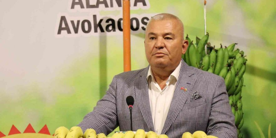 Başkan Şahin: “Alanya’da üretilen muz, Türkiye’nin her yerinde Alanya muzu olarak satılacak”