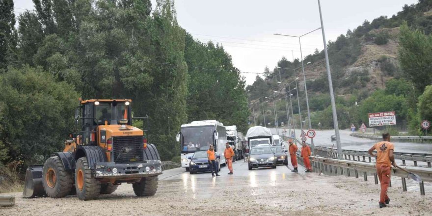 Burdur’da fırtına etkili oldu