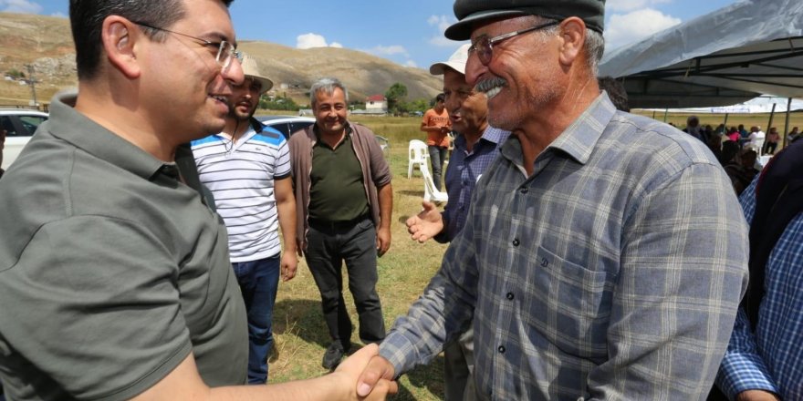 Tütüncü, AK Parti’nin çoban ateşinin yaktığı Söbüce Yaylası’nda