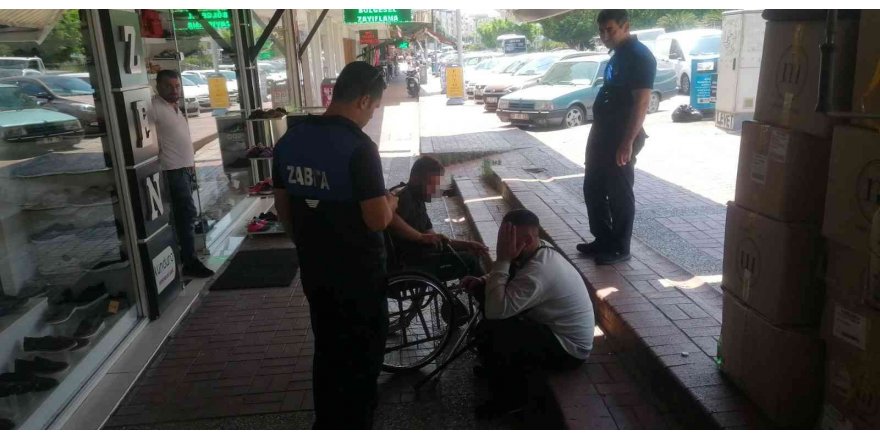 Engelli numarasıyla dilenen iki kardeş zabıta ve polislere zor anlar yaşattı