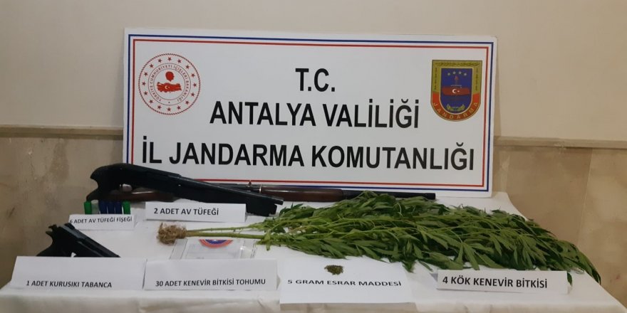 Jandarmadan Finike’de uyuşturucu operasyonu: 1 gözaltı