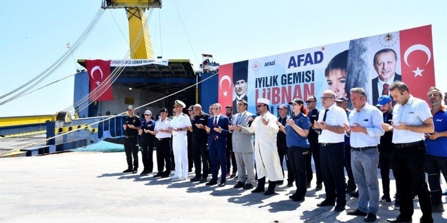 Lübnan’a İnsani Yardım Malzemesi Taşıyan 4. Gemi Mersin’den Uğurlandı