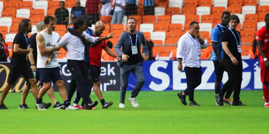 Balotelli ve Montella maç sonu tartıştı