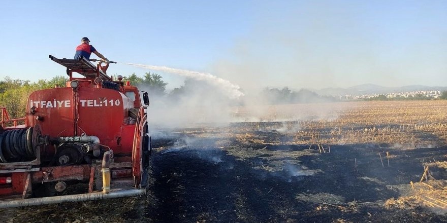 Osmaniye’de çıkan anız büyümeden söndürüldü