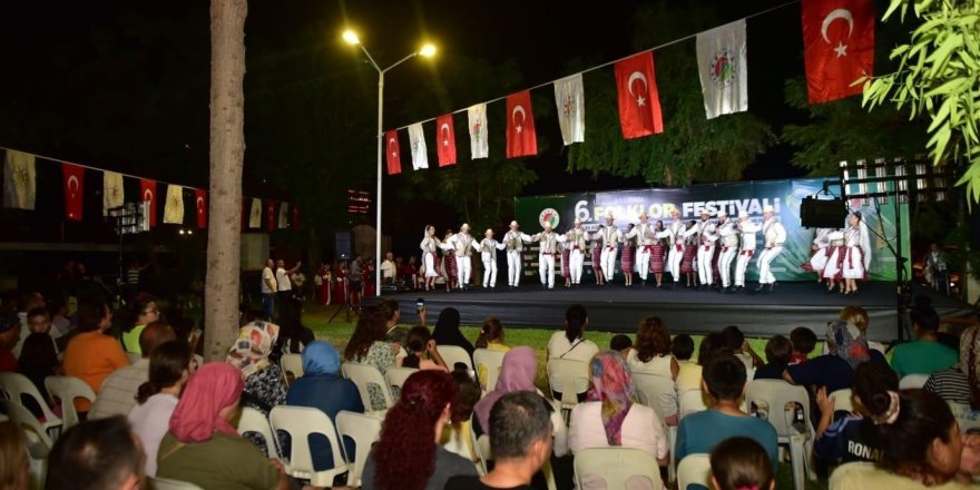 Kepez’de Uluslararası Folklor Festivali heyecanı sürüyor