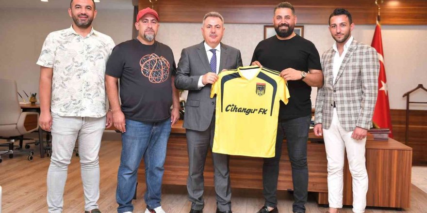 Cihangirspor, şampiyonluk turuna çıktı