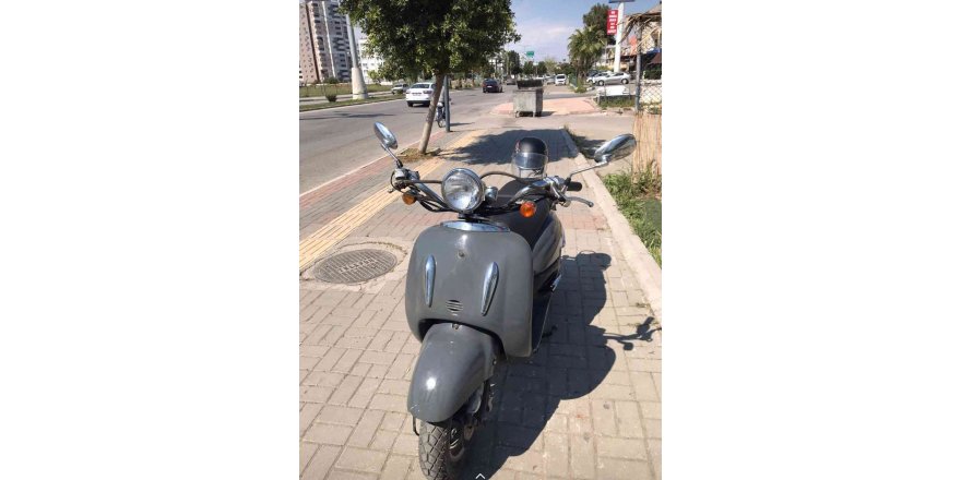 Motosikleti çalınan genç, hırsızın bulunmasını istiyor