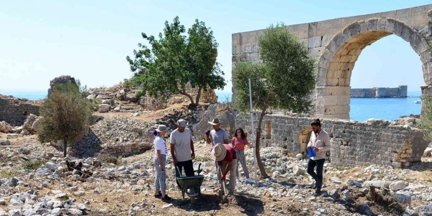 Korykos Kalesi’nde kazı çalışmalarına başlandı