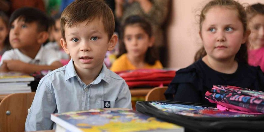 Adana’da 515 bin 339 öğrenci ders başı yaptı