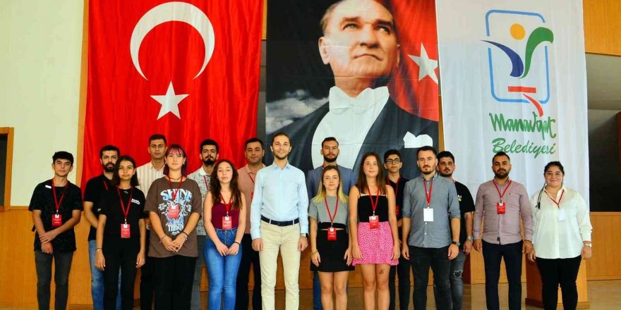 Manavgat Belediyesi Gençlik Meclisi’ni kurdu