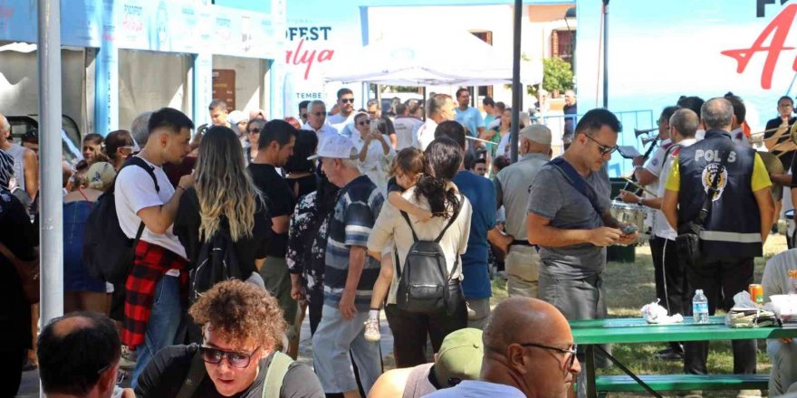 Antalya’da ‘Food Fest’ alanına yoğun ilgi