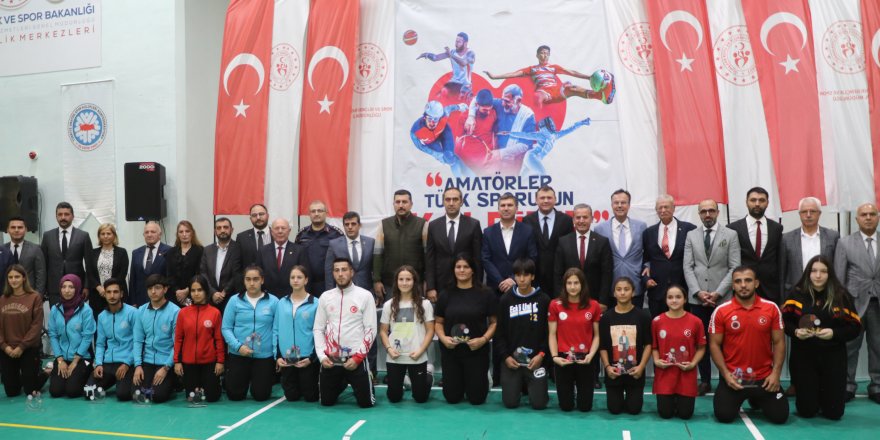 Amatör Spor Haftası'nda Ödüller Verildi