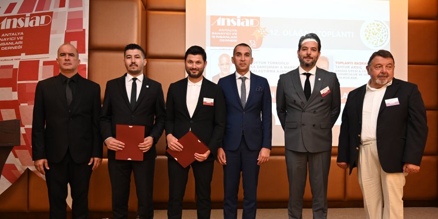 'antalya'dan Dünya Markaları Çıkar'