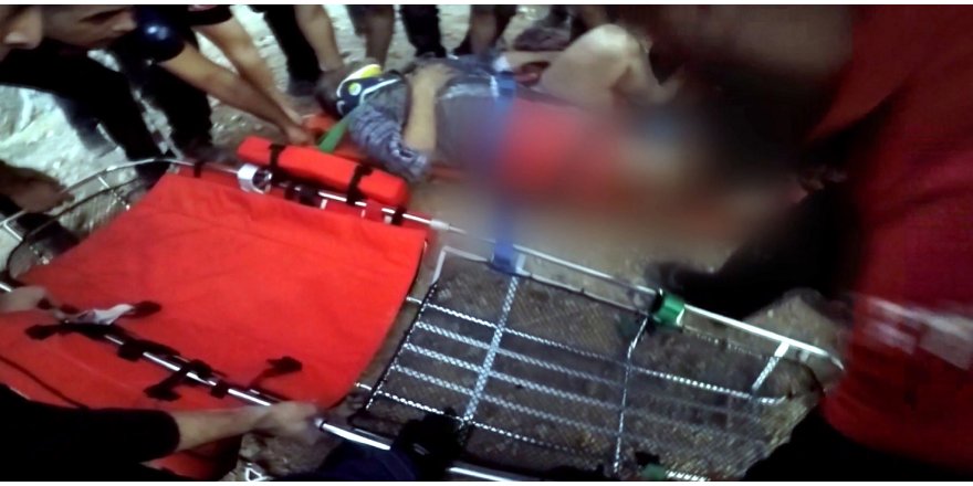 Ağaç Keserken Yaralandı, Helikopterle Kurtarıldı