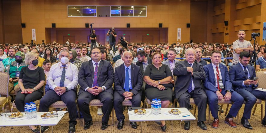 6. Akdeniz Bilişim Zirvesi 2022 Başladı