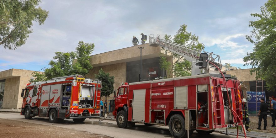 Restoranda Çıkan Baca Yangını Korkuttu
