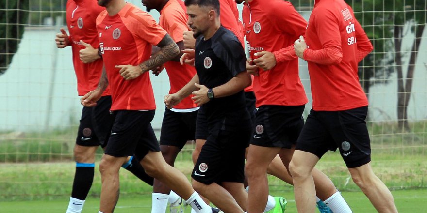 Antalyaspor, Son 6 Haftanın En Az Puan Toplayan Takımı