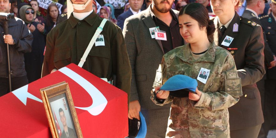 Şehit uzman çavuş, son yolculuğuna uğurlandı