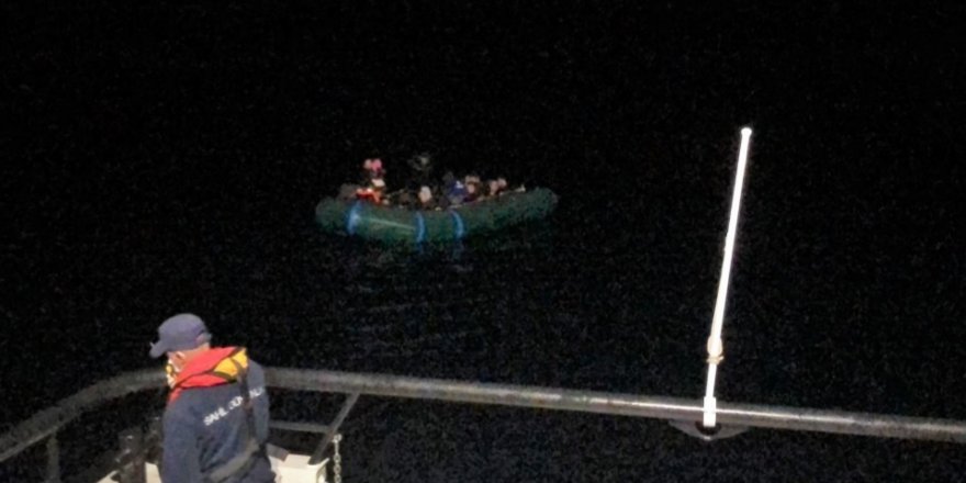 Datça'da 29 kaçak göçmen kurtarıldı