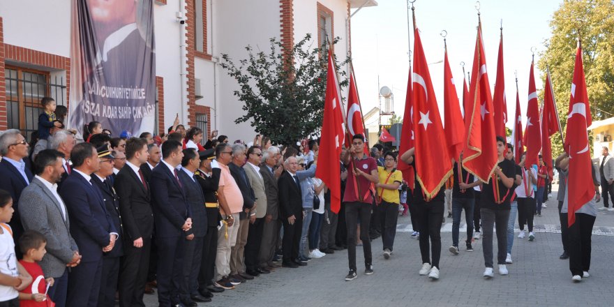 Gazipaşa 29 Ekim'i kutladı