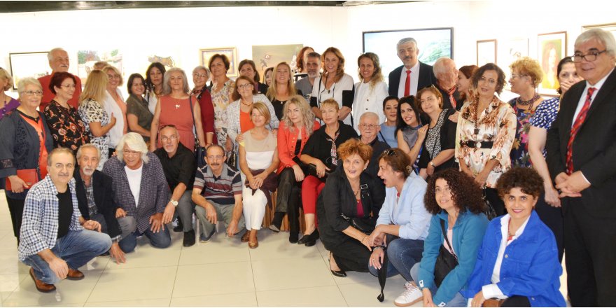 Ata'ya saygı sergisi