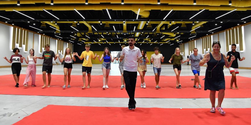 Konyaaltı'nda yeni dönem kayıtları başladı
