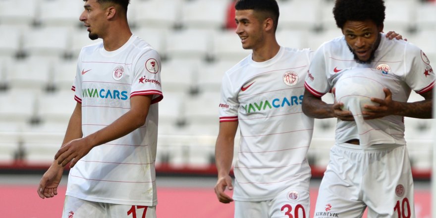 Antalyaspor, kupada tur atladı