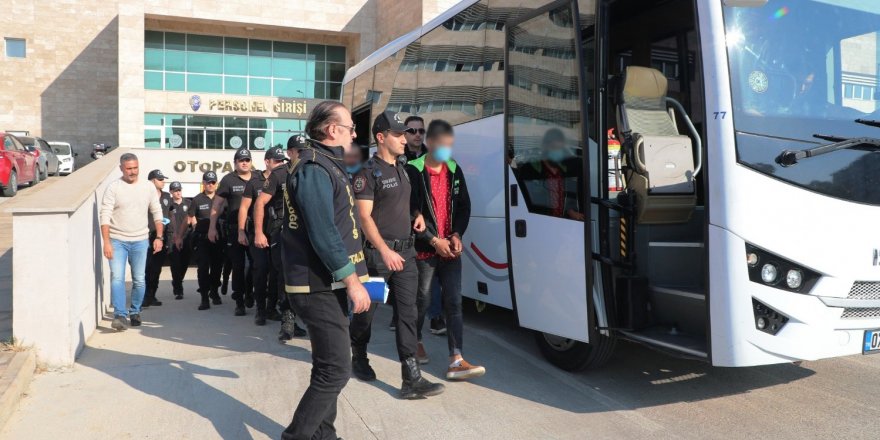 Polisten 'aranan' operasyonu; 117 gözaltı