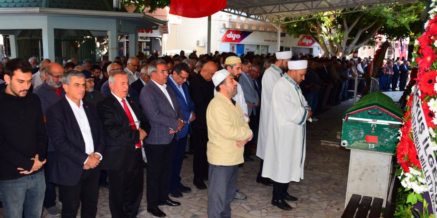 CHP Milletvekili Aydın Özer'in babası vefat etti