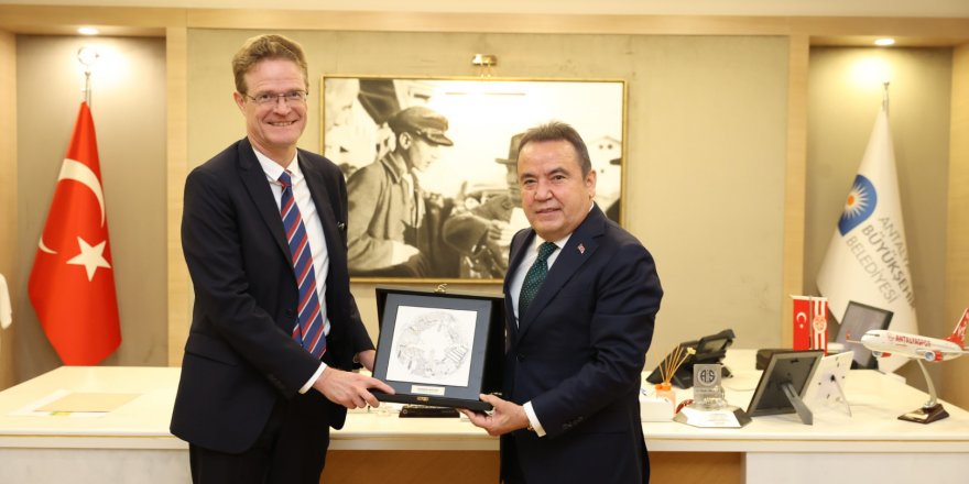 Büyükelçisi Nikolaus Meyer-Landrut'dan Başkan Böcek'e ziyaret
