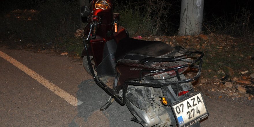 Aracın çarpıp kaçtığı motosikletli yaralandı