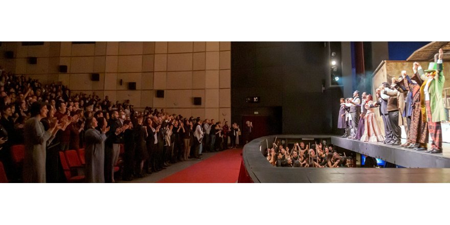 'La Boheme' operasına alkış yağdı
