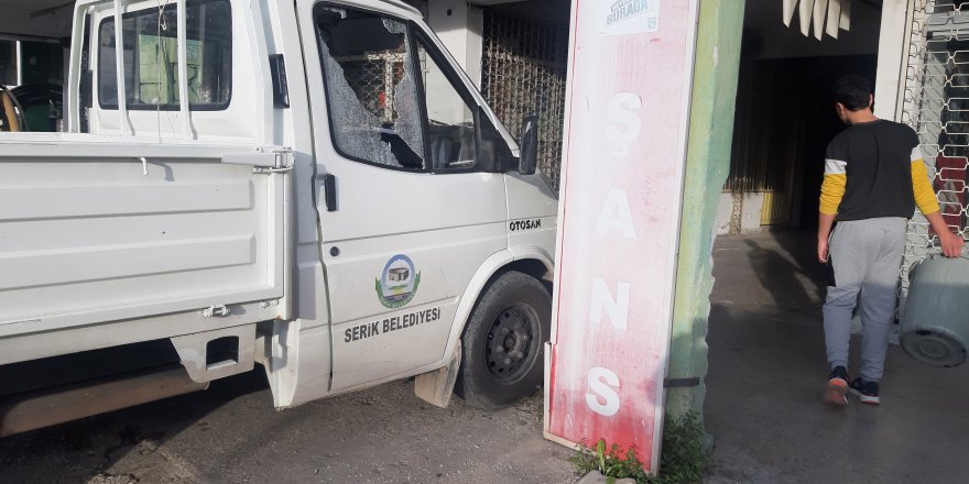 Serik'te silahlı kavga: 3 yaralı