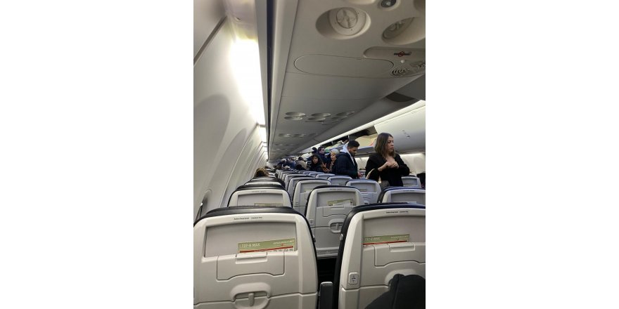 Antalya uçağı, 2 saat havada bekleyip Konya'ya indi