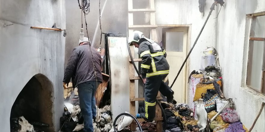 Bucak'ta ev yangını