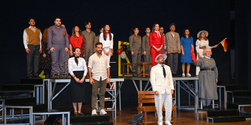 İki Yakanın Hikayesi 'perde' dedi