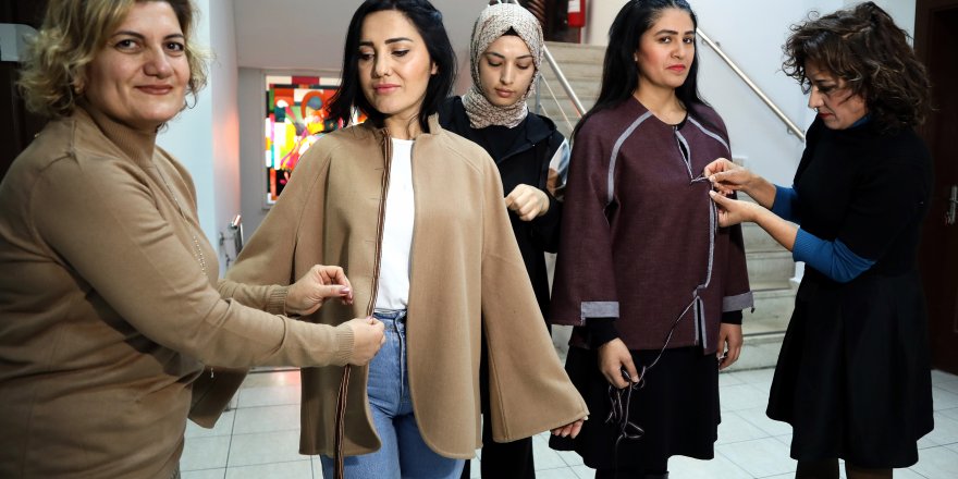 Çobanların 'kepenek'i ile Yörüklerin 'çarpana'sı aynı tasarımda buluştu