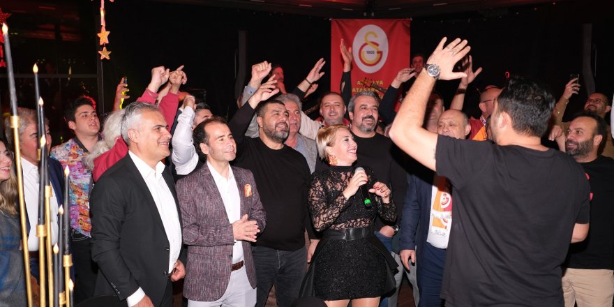 Galatasaraylılar yeni yıla coşkuyla girdi