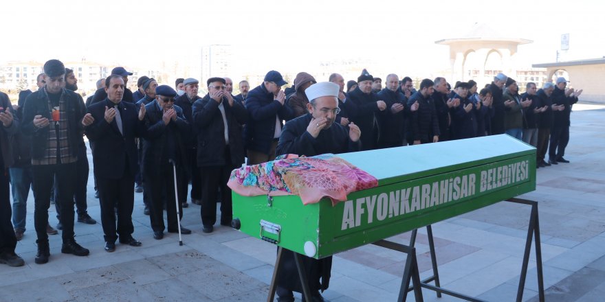 2 eş katilinin son kurbanı Mutlu, toprağa verildi
