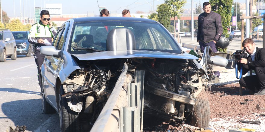 Bariyer, motor kısmından girip kapıdan çıktı; Cansu güçlükle kurtarıldı