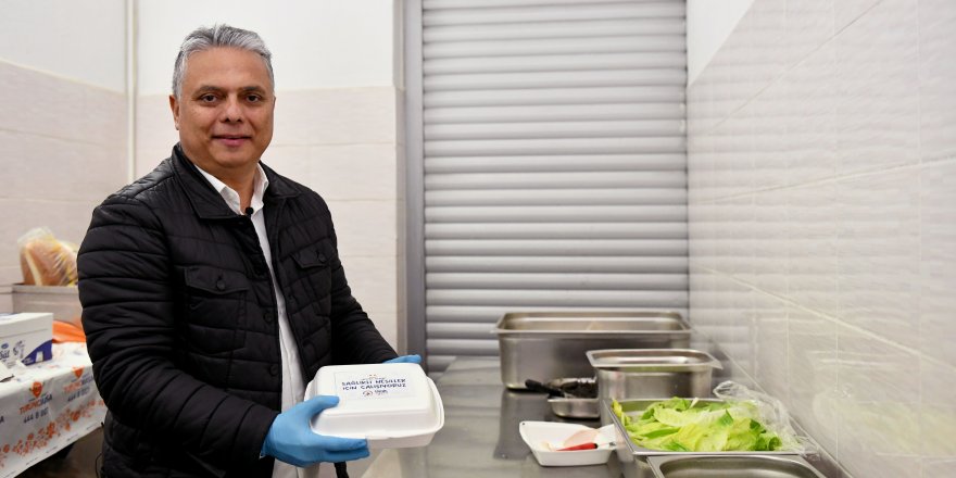 Muratpaşa'dan çocuklara ücretsiz okul yemeği