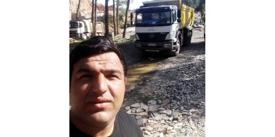 Bodrum'da istinat duvarı çöktü, devrilen kepçenin operatörü öldü