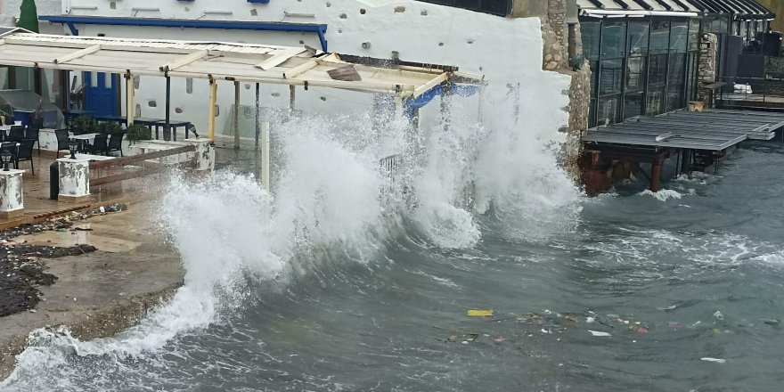 Bodrum'da yarın feribot seferlerine fırtına engeli