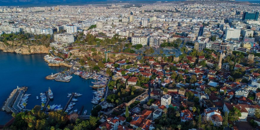 Antalya'nın yeni nüfusu 2 milyon 688 bin 4 kişi