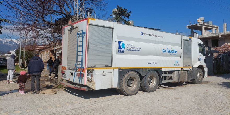 Hatay'ın mahalleleri suya kavuşuyor