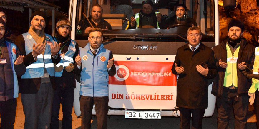 Gönüllü din görevlileri deprem bölgesine gitti