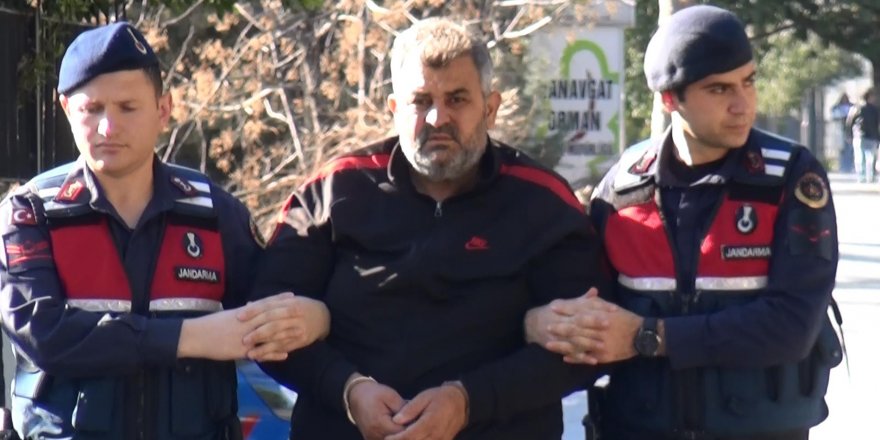 Hatay'da yıkılan binanın müteahhidi 'depremzede' olarak kaldığı otelde yakalandı (2)