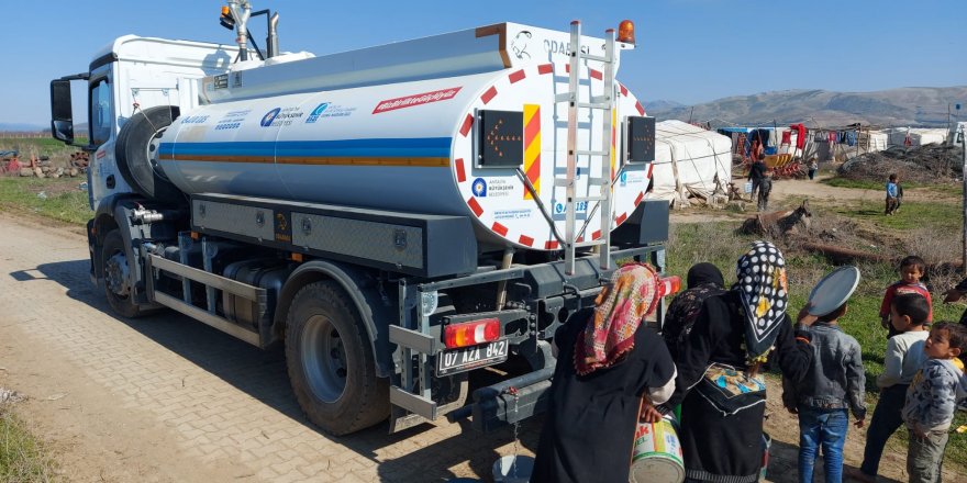 ASAT, Hatay'a su verdi, canlar kurtardı