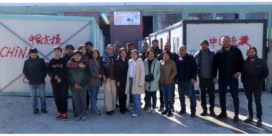 Burdur'daki Çinlilerden deprem bölgesine konteyner ve yatak desteği